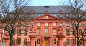 Rheinland-Pfalz wählt einen neuen Landtag