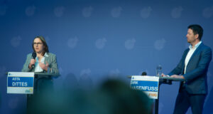 Zwei Kandidaten stellten sich bei Podium in Essenheim den Fragen