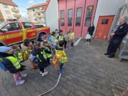 Kita-Kinder zu Gast bei der Feuerwehr