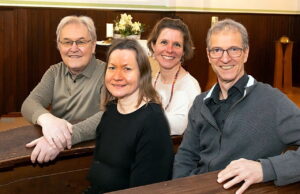 Festgottesdienst mit Pröpstin Crüwell für drei Geburtstage Kirchlein >>>Bei der Jahreshauptversammlung blickte der Laubenheimer Kirchenerhaltungsverein auf ein ereignisreiches Jahr 2025 zurück