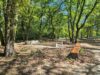 Neue Sitzgelegenheit auf Spielplatz im Ostpark