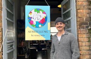 Scusy Arts zeigt abstrakte Kunst und Pop Art im werk:stück Künstler Tomer „Scusy“ Gannot präsentiert farbenreiche Werke mit Comic- und Pop-Art-Elementen