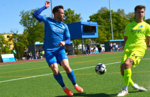 Mainz drehte das Spiel gegen die Stuttgarter Kickers TSV Schott belohnte sich mit einem 3:1-Heimsieg (0:1)