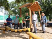 Erneuerte Spielgeräte zum Schulbeginn der Schillerschule