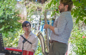 Vom Lehramt auf die Bühne Hinreißende Jazz-Matinee mit Benedikt Fröhlich und Niklas Gogolok