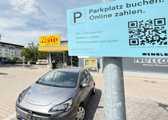 Mombach. Parken