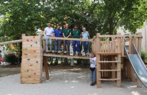 Spielplatz Liebigstraße mit neuer Kletteranlage wiedereröffnet