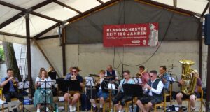 Genuss, Infos und Musik bei der Feuerwehr