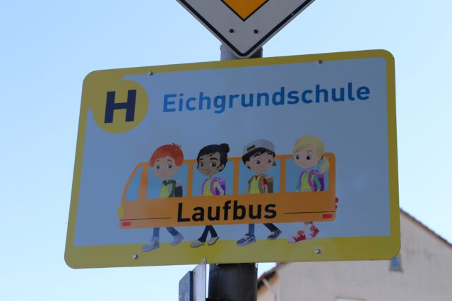 Laufbushaltestelle Eichgrund