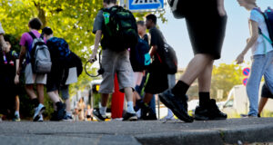 Kontrollen der Schulwegsicherheit zum Schulstart in Mombach