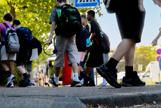 Kontrollen der Schulwegsicherheit zum Schulstart in Mombach