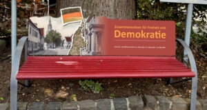 Eine Sitzgelegenheit mit Botschaft