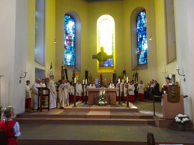 Weisenau-Gottesdienst1 Oliver Gehrig