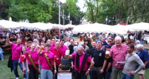 Ein Prosit auf die Laubenheimer Kerb